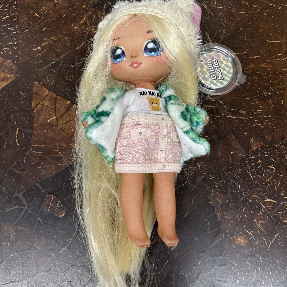 Na Na Na Surprise Glam Series Victoria Grand Fashion Doll No Purse Or Shoes